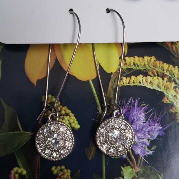 Charming Charlie Earring Set - Picture 2 of 5